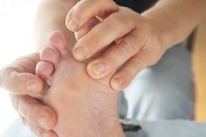 12 tips for diabetic foot care during covid-19
